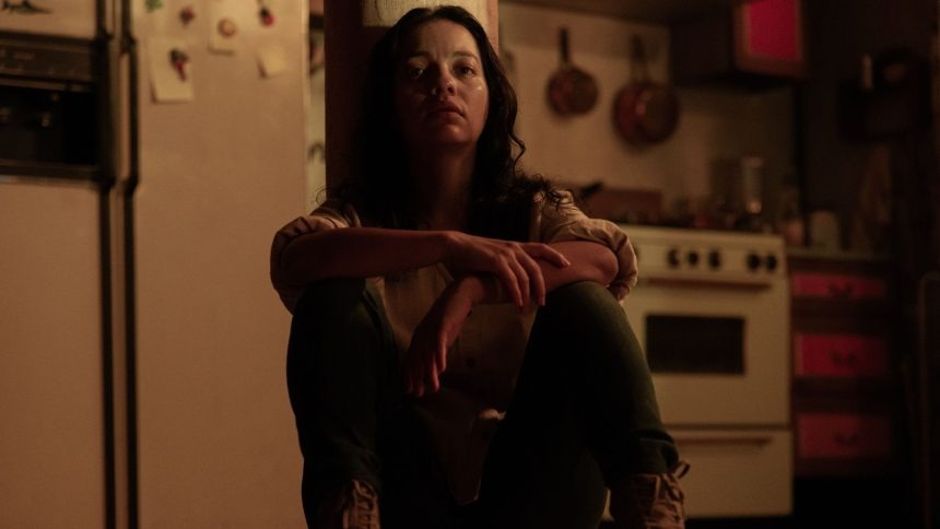 Aún es de noche en Caracas