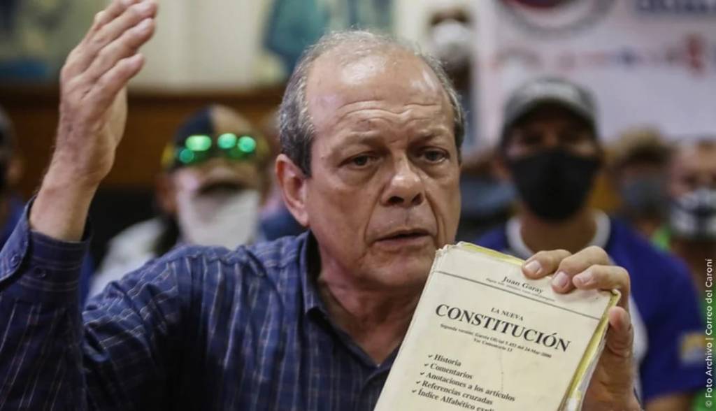 Excarcelan al abogado Edwin Sambrano tras detención en aeropuerto de Táchira