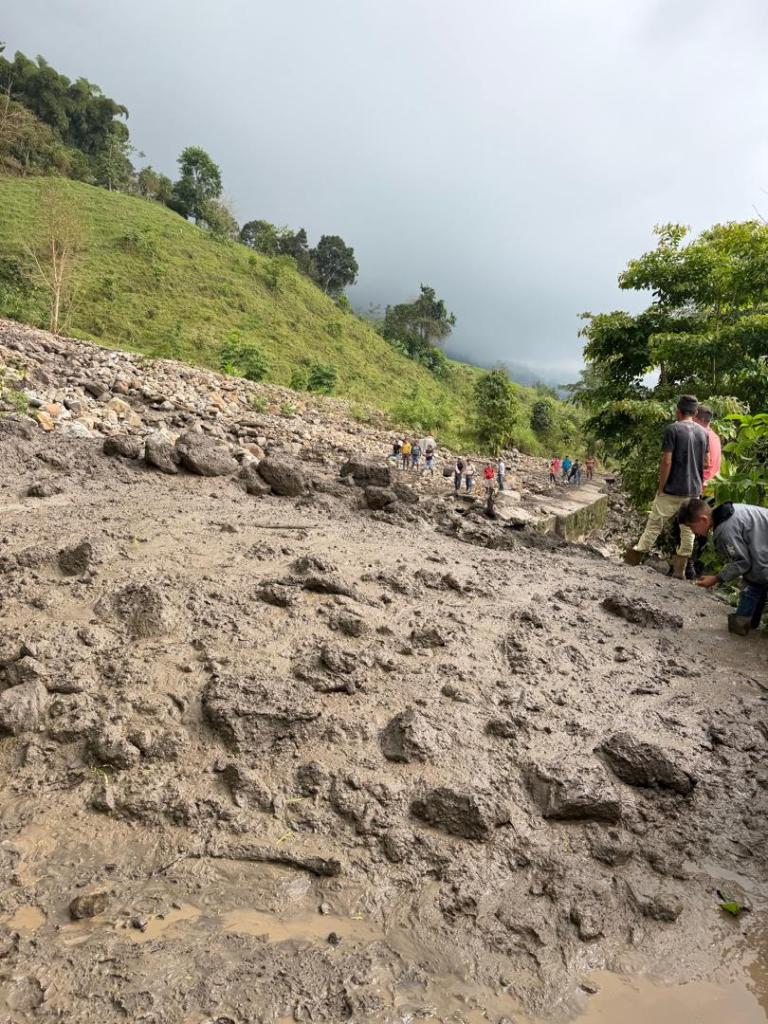 “Nos quedamos solo con la ropa que traíamos puesta”, afectada por las lluvias en Táchira