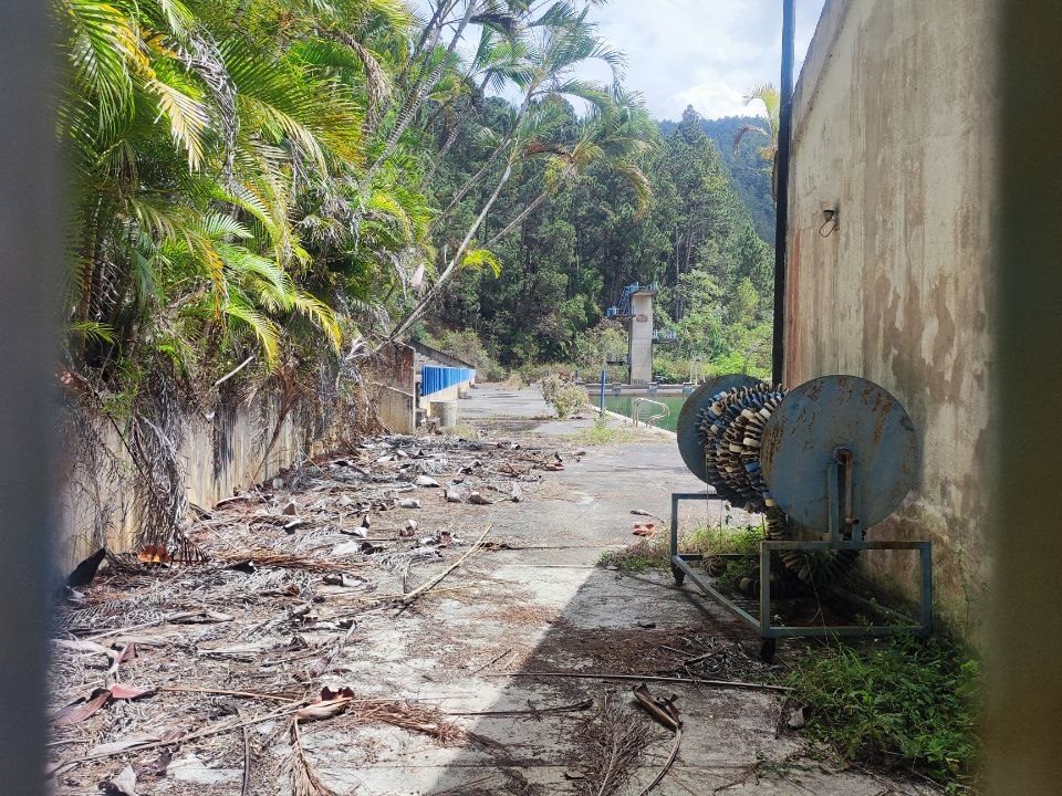 Abandono institucional devora patrimonio cultural e infraestructura de la USB