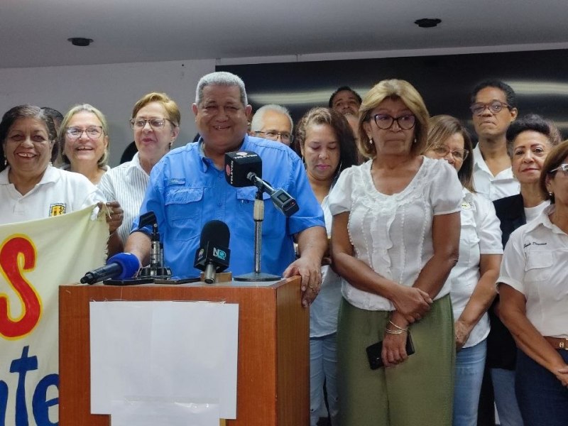 Hospital Clínico Universitario perdió 50% de su nómina de 10.000 trabajadores