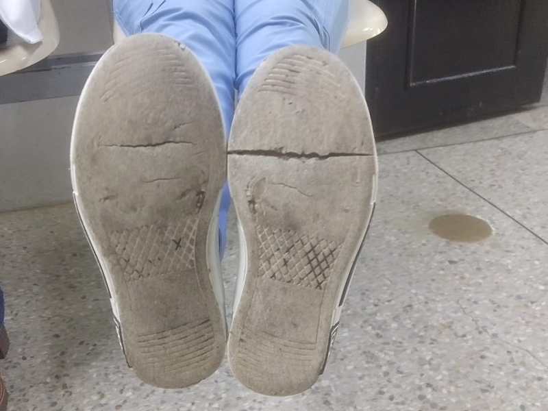 Con menos de $80 al mes enfermeros luchan por resistir en los hospitales de Táchira