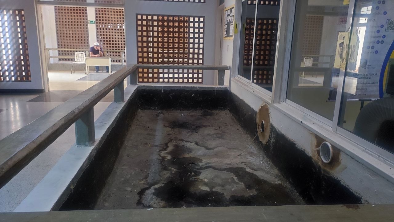El deterioro de la infraestructura y asfixia presupuestaria golpean sede de la USB Litoral 
