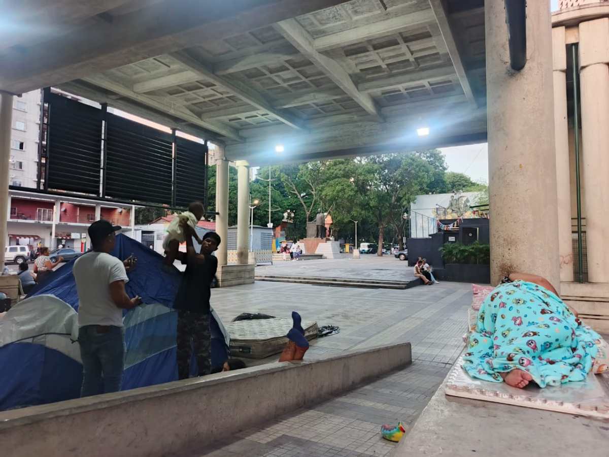 “Quieren que regresemos a los edificios sin garantías”, afectados por doblete sísmico en Caracas