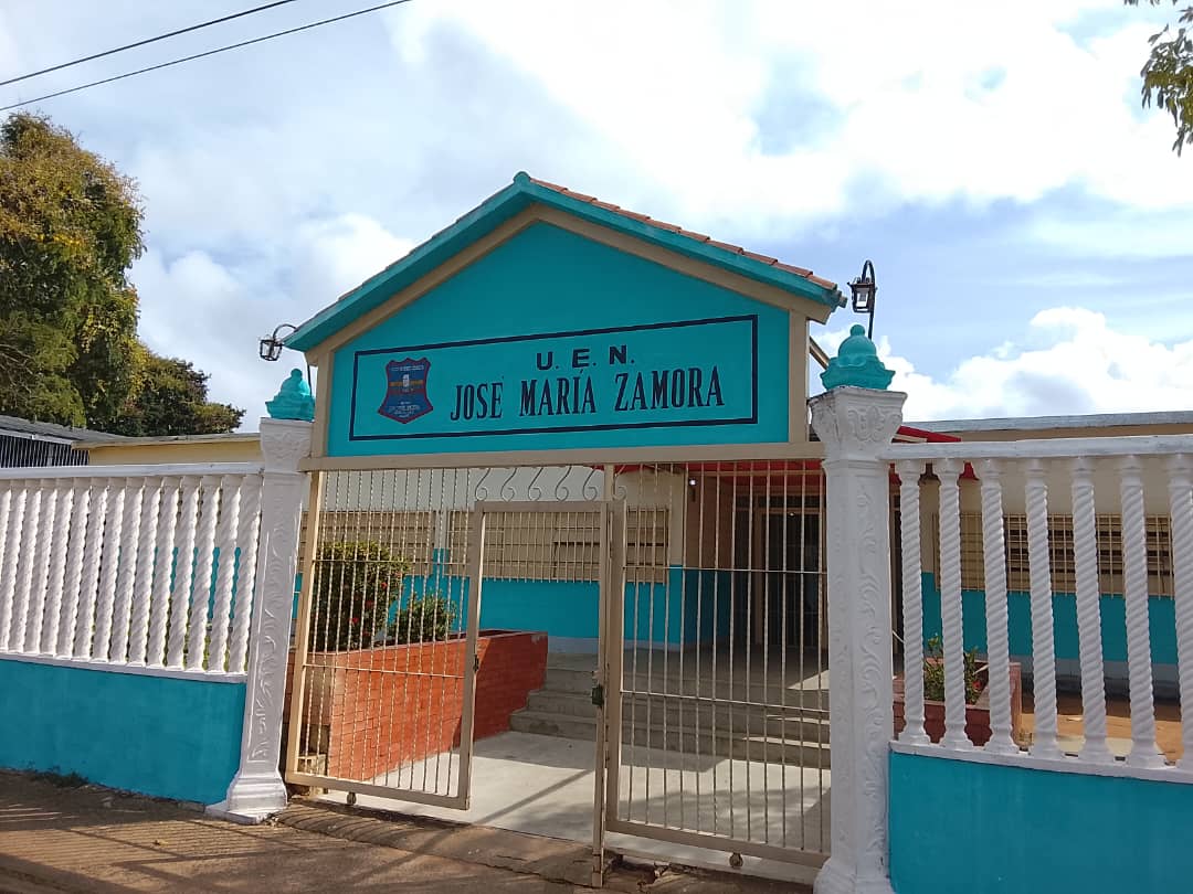 Colapso en escuela de San Félix interfiere en clases de más de 750 estudiantes