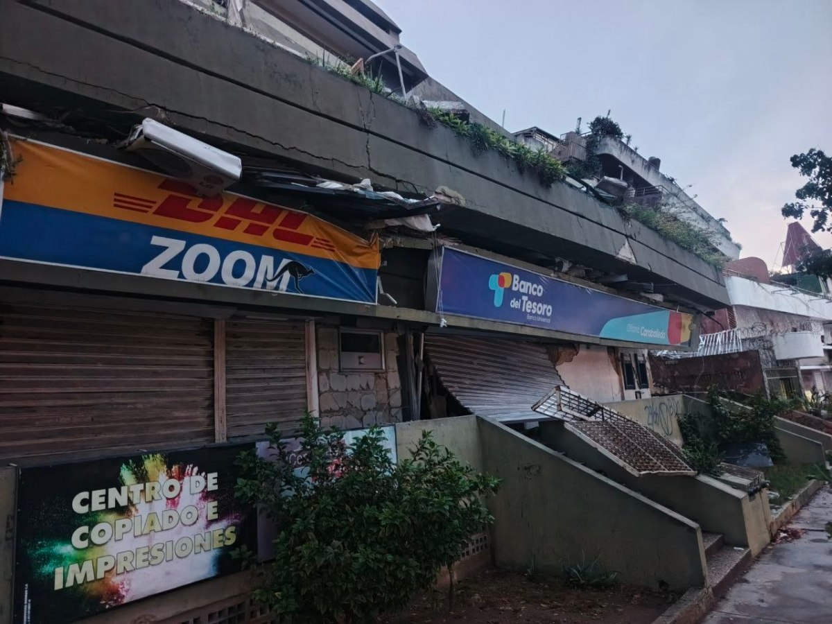Comerciantes de La Guaira intentan levantarse entre pérdidas materiales y solidaridad de proveedores