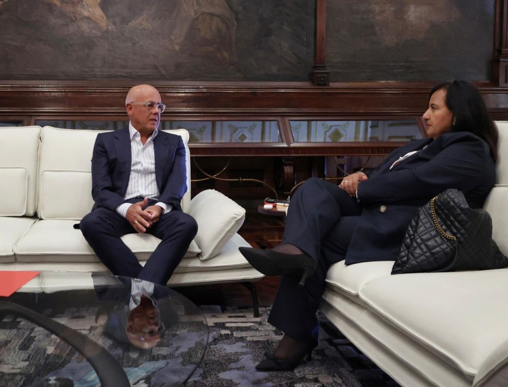 #EnClaves| Opositores se reacomodan para la transición en Venezuela anunciada por EE. UU.