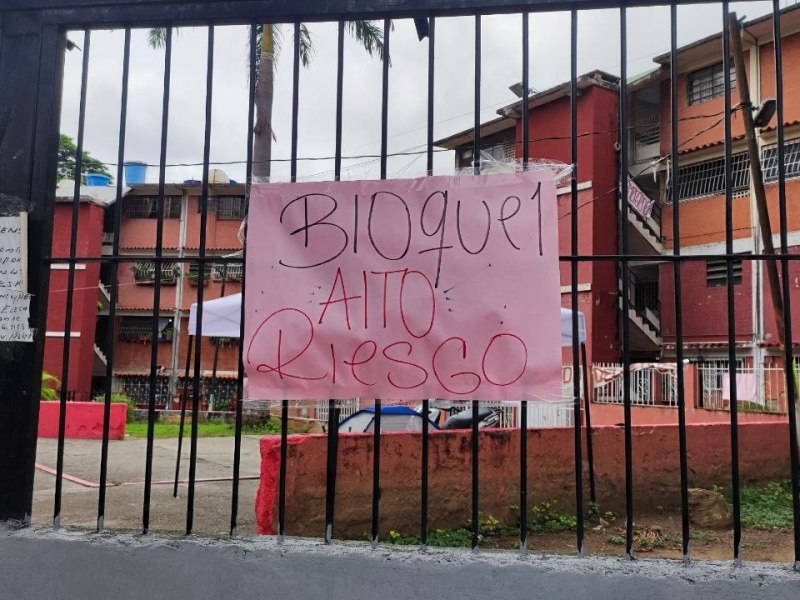 “El miedo es volver sin saber si el edificio se nos viene encima”, vecinos de El Cuartel de Catia