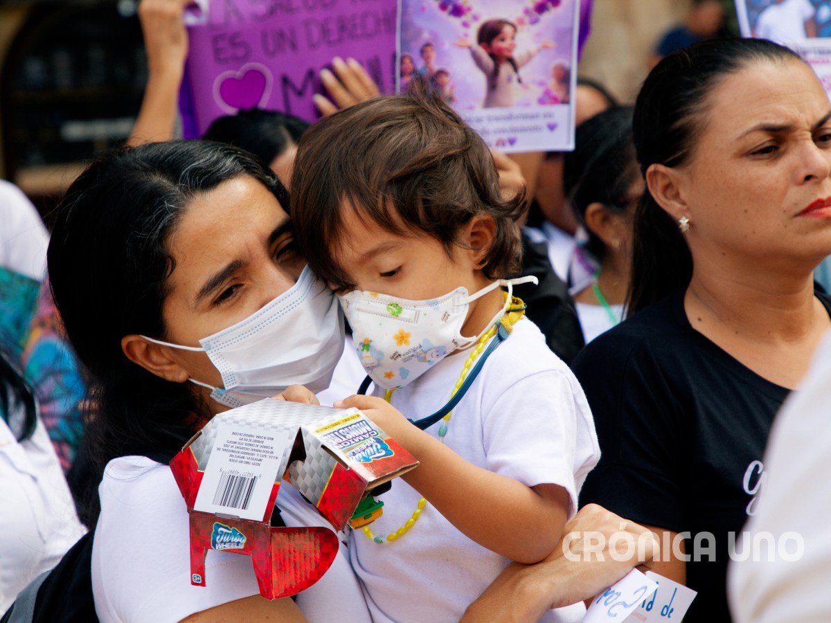 La falta de atención regional obliga a familias de niños con fibrosis quística a migrar a Caracas