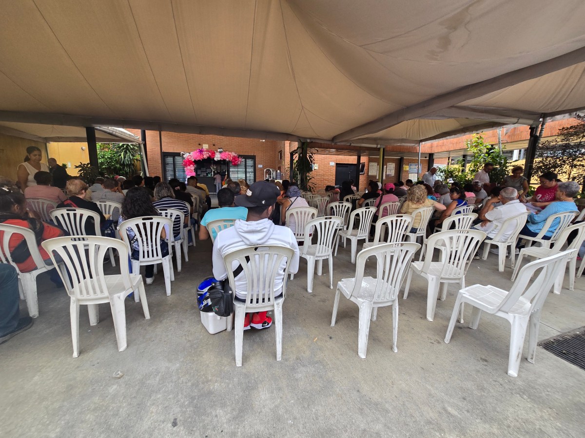 Pacientes oncológicos denuncian trabas e intermitencia en la entrega de fármacos en el IVSS