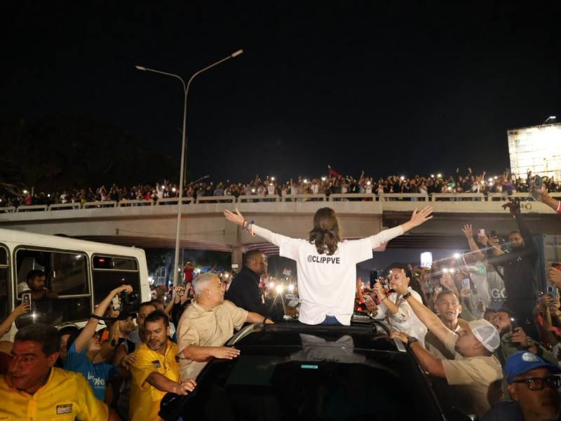 Para el Gobierno, el regreso de María Corina Machado fue “un show”