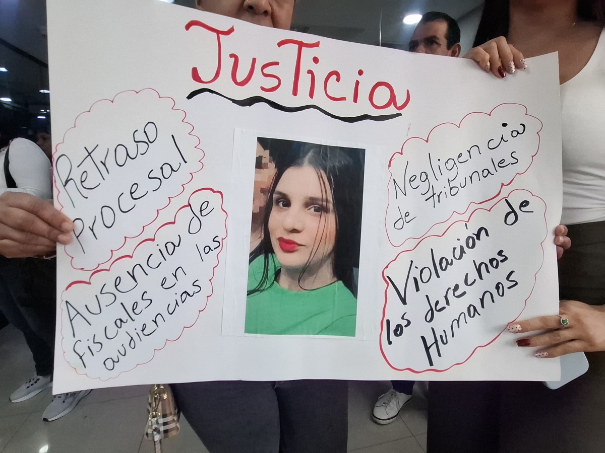 Kimberly Espaillata y Omarly Arcia siguen detenidas tras cuatro años y 140 audiencias diferidas en Bolívar