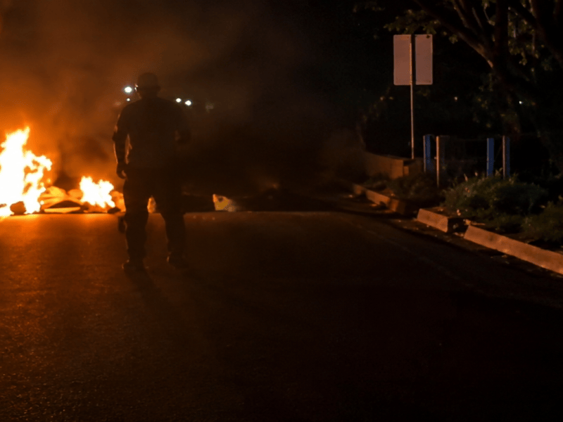 Cinco estados se unen en protestas nocturnas por apagones que superan las 10 horas diarias